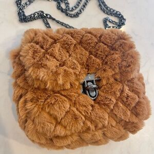 NWOT Faux Brown Fur Quilted Black Chain Bag Fall